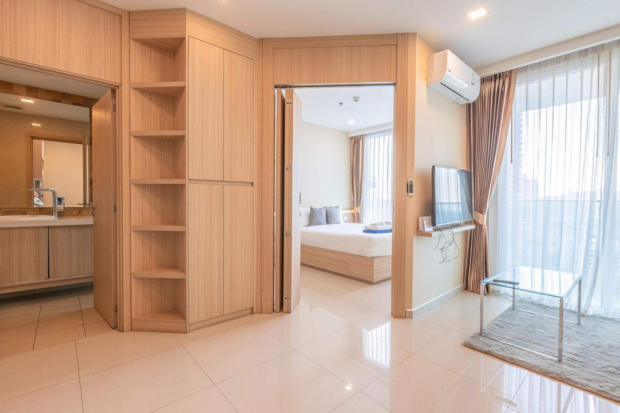 City Garden Tower By Pattaya Holiday Экстерьер фото